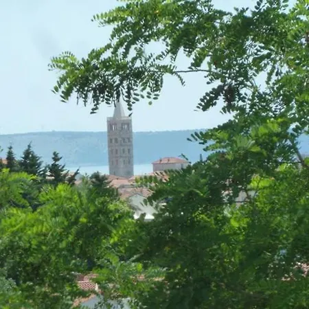 Apartamento Rab Centar