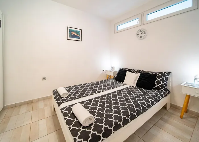 Rab Centar Apartman *